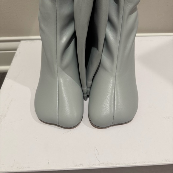 MM6 Maison Margiela Anatomic Thigh High Tabi Shaped Tall Heeled Boot Pearl Blue - Picture 7 of 16